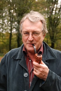 Francis COMBES Francis COMBES