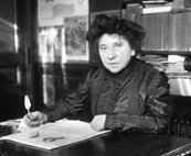 Hubertine Auclert en 1910 Hubertine Auclert en 1910