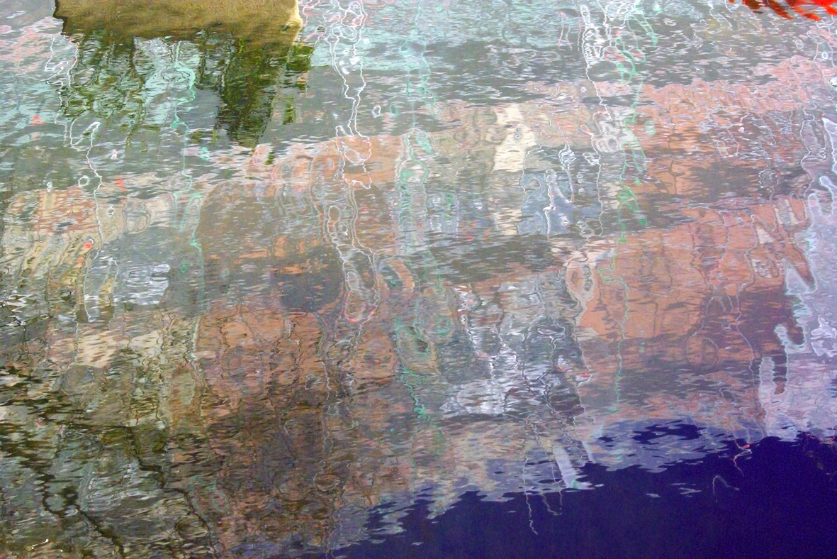 Adrienne Arth Ecrits sur l'eau Adrienne Arth Ecrits sur l'eau